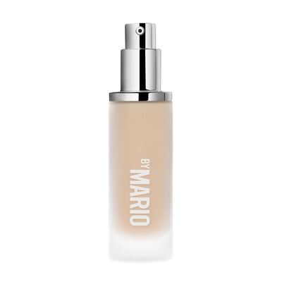 SURREALSKIN® NATURAL FINISH FOUNDATION (BASE DE LARGA DURACIÓN CON ACABADO NATURAL)